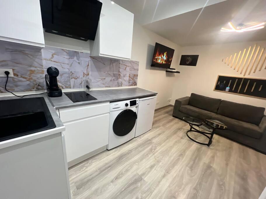Maison Appartement Triplex Avec Jacuzzi Et Sauna Σαιντ-Ετιέν Εξωτερικό φωτογραφία